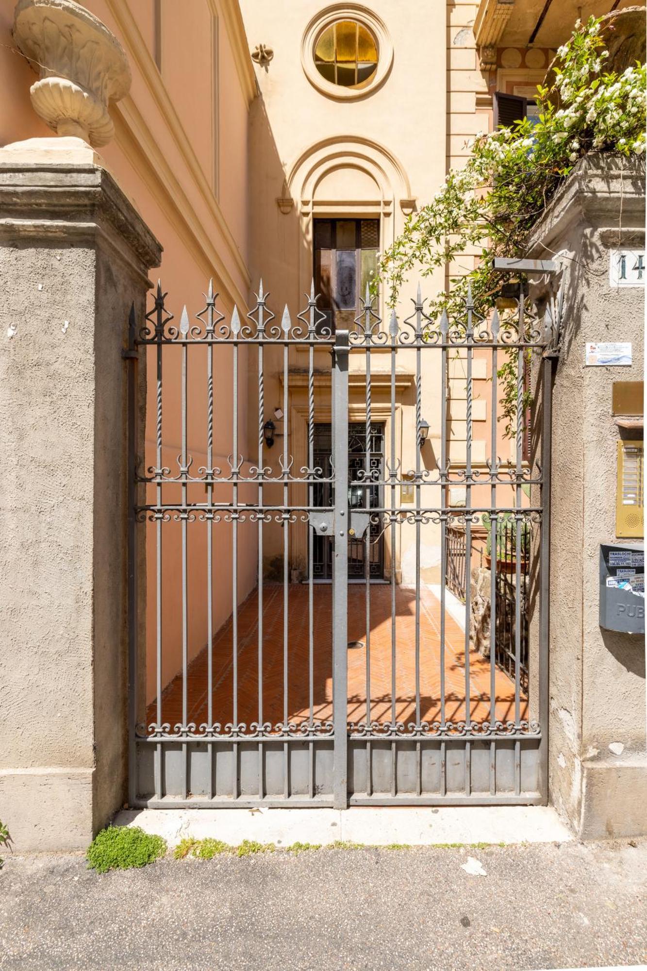 VATICAN COZY APARTMENT - Scipioni Roma Esterno foto